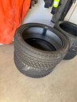Fyra åretrunt däck utan fälg 235/35R19
