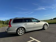 Volvo V70 D5 | A-Traktor I Hemleverans |