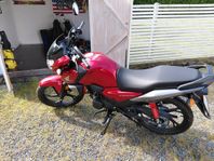 Honda CB125 F