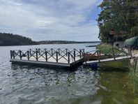 Motordriven flotte / transportbåt 4,2x8m 4ton bärkraft