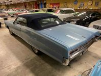 Pontiac Bonneville 65 Cab
