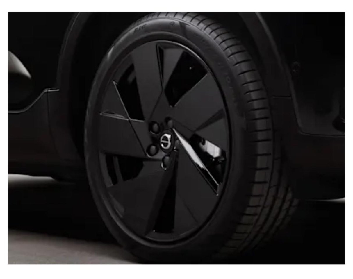 Volvo Original 20” Black Edit...