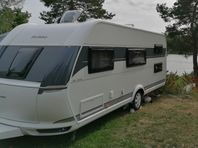 Hobby De Luxe 545 KMF 2022 - klart för semester