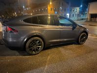 Tesla Model X 75D