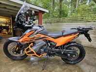 KTM890 adventure s