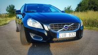 Volvo V60 D3, nybesiktad, endast 1 ägare innan mig