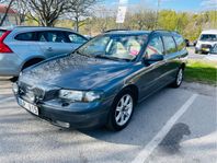 Volvo V70 2.5T NyBesiktigat Automat AC   