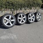 Fina 17" 7 mm Goodyear däck på orginal Toyota fälgar