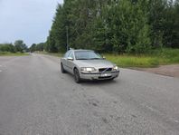Volvo S60 T5 Nybesiktad
