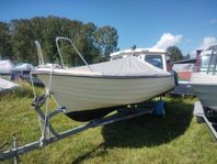 Uttern 560AC - Mercury 50hk 4T