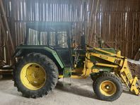 John Deere 3130 till salu