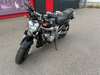 Yamaha FZ6 i bra skick