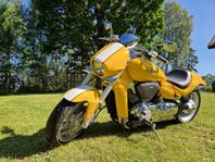 Suzuki M1800R
