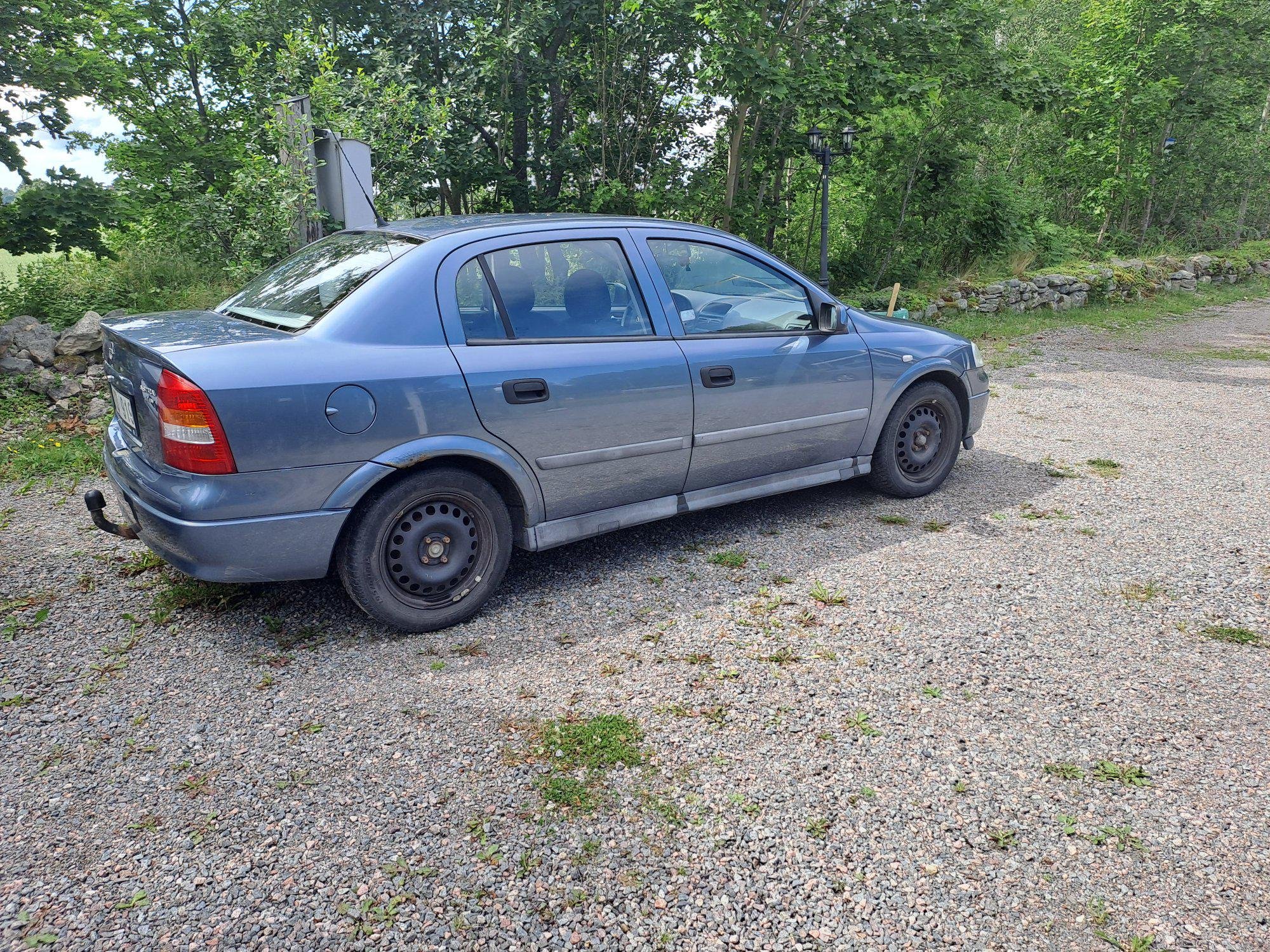 Opel Astra Sedan 1.4 Manual, 90hp, 1999