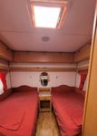 Husvagn Kabe Karisma 550 King Size med förtält Ventura