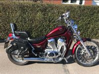 Suzuki Intruder 800 med 4100mil