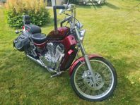 Suzuki Intruder 800 med 4100mil
