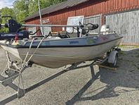 Buster RS med 80-trailer och Honda BF50 4tak
