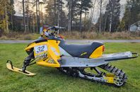Skidoo Rev 440/800HO -06