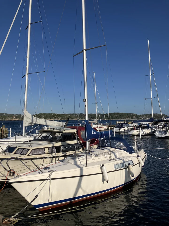 Hallberg Rassy 26 image