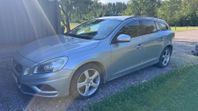 Volvo V60 D2 Powershift Momentum, R-Design Euro 5