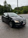 Peugeot 308 1.6 e-HDi Pano/Navi/Drag/P-Sensorer/Bluetooth