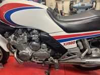 Yamaha XJ 900