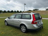 Volvo V70 2.5T Automat