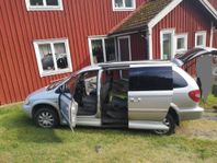 Chrysler Town & Country Rullstolanpassad med ramp