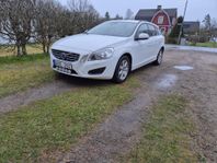 Volvo V60 D5 AWD