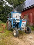 Traktor Ford