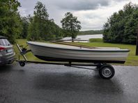 Båt/roddbåt Askeladden 430x170 + Fogelsta båttrailer 30km/h
