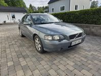 Volvo S60 2,4 170hk manuell. Kamrem bytt / Drag /Bes/ skatt
