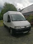 Peugeot Boxer Van 350 2.8 HDi skåpbil med dragkrok