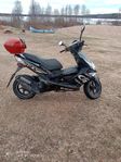 PGO Moped