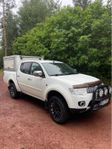 Mitsubishi L200 Dubbelhytt 2.5 4x4 Euro 5 med hundkåpa