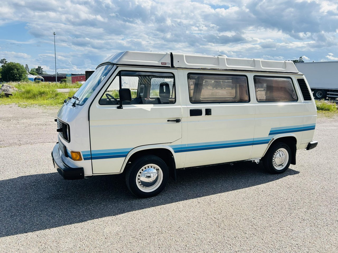 Volkswagen Transporter Combi ...