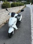 Moped Peugeot Kisbee