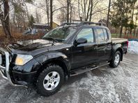 A-traktor Nissan Navara (renoveringsobjekt)