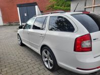 Skoda Octavia Combi RS 2.0 TSI RS Euro 5