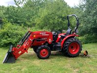 Gårdstraktor Branson F50Hn 48 hk 4WD steg5