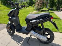 Yamaha Slider