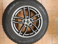 Audi Q5 ,Q8 vinterdäck på fälg