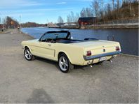 Ford Mustang Cabriolet 4.7 V8 Cruise-O-Matic