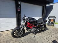 Ducati Monster 796 (Låga mil)