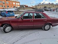 Mercedes-Benz 300 SE
