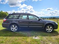 Subaru Outback 2.5 4WD
