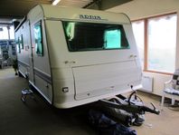 Adria Unica 562 UK 7 bädd. -00