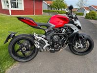 Mv Agusta Brutale 800