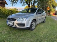 Ford Focus 5-d Flexifuel 8200 Mil 